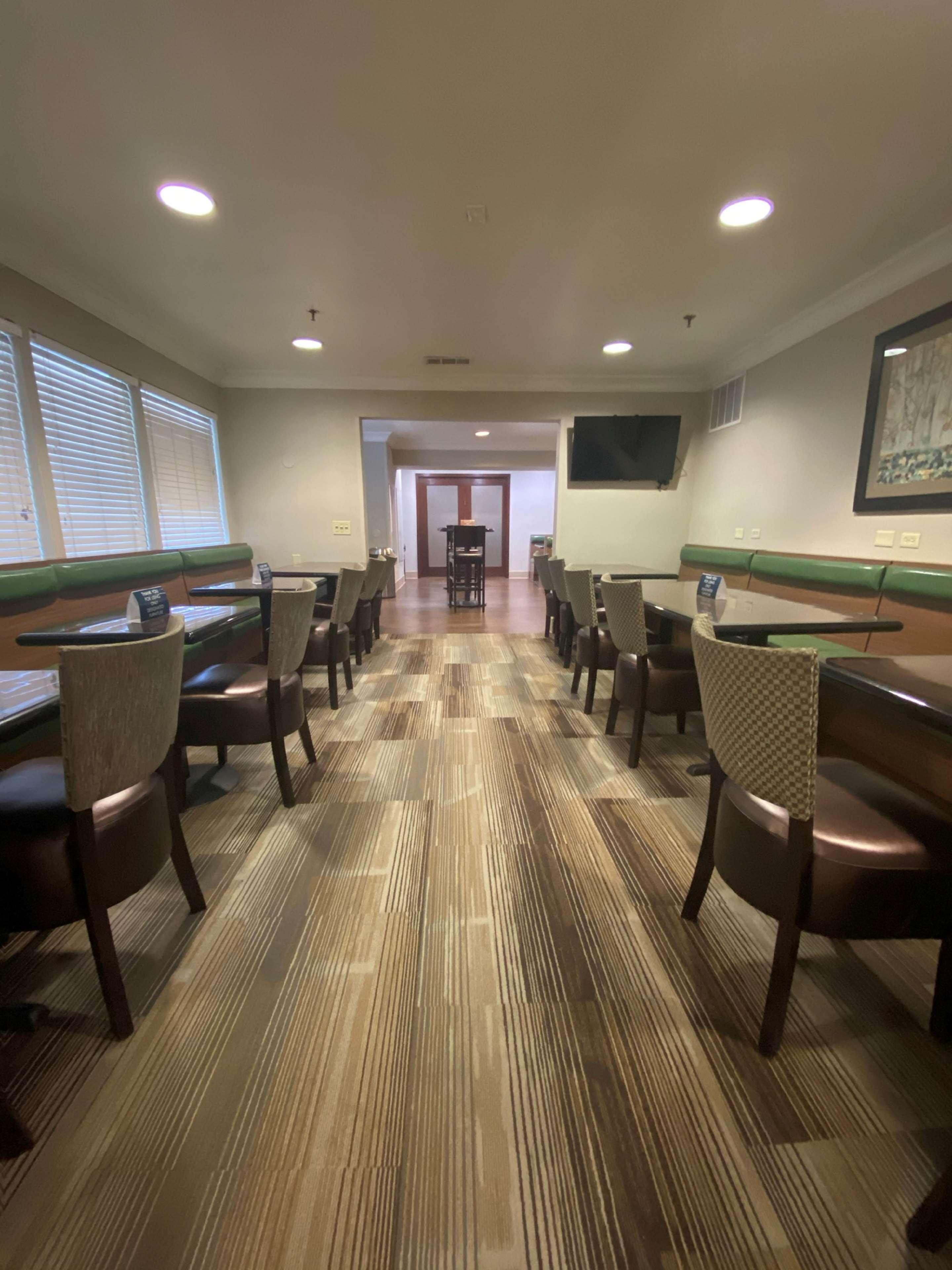 Surestay Hotel By Best Western Ontario Airport Esterno foto