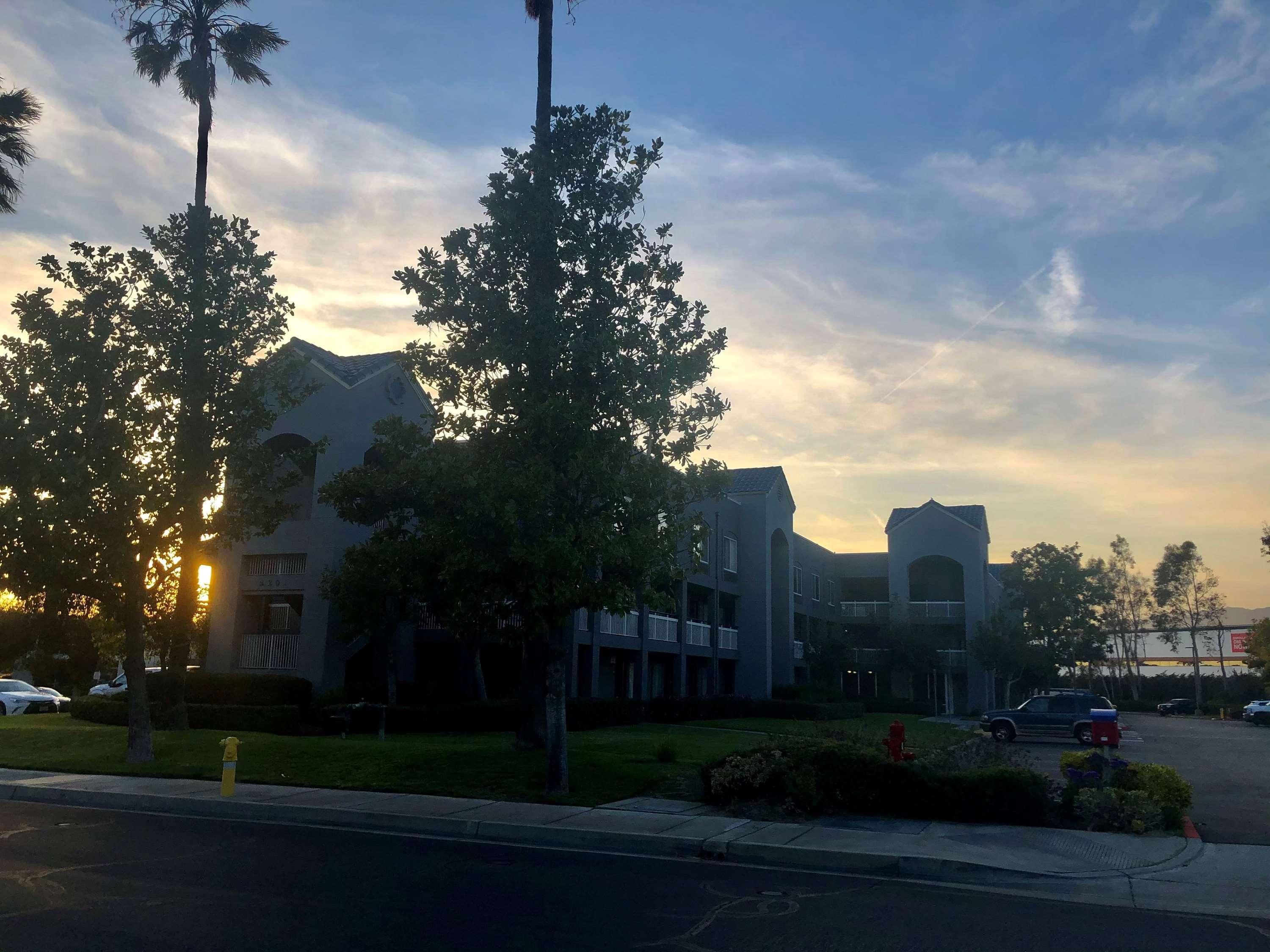 Surestay Hotel By Best Western Ontario Airport Esterno foto