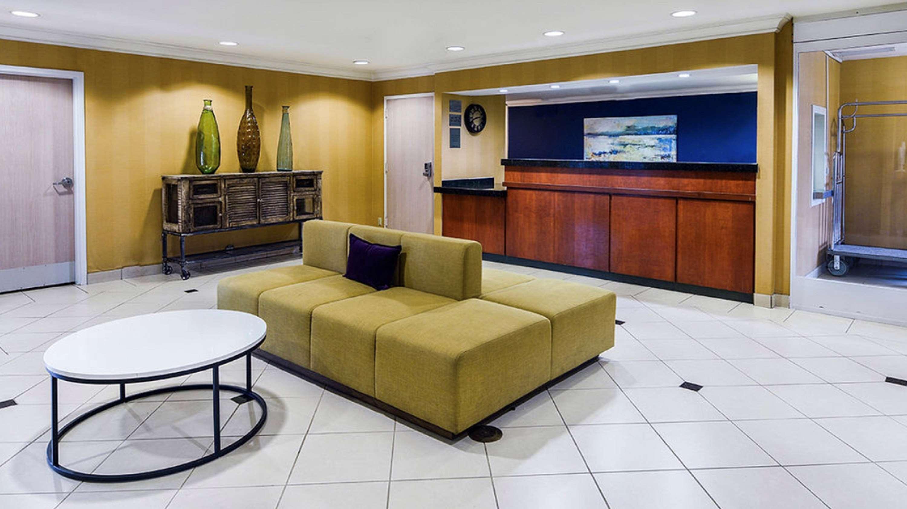 Surestay Hotel By Best Western Ontario Airport Esterno foto