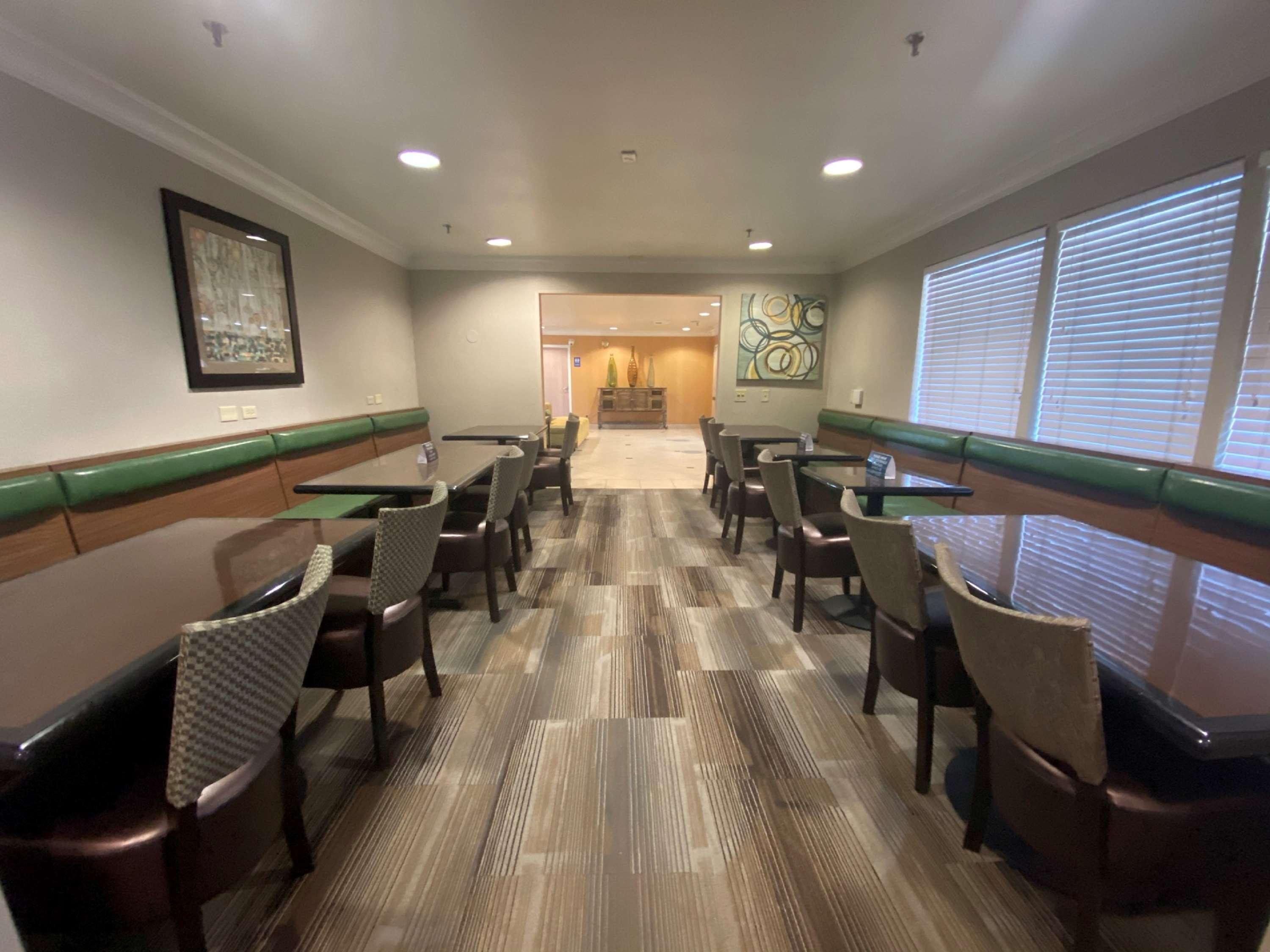 Surestay Hotel By Best Western Ontario Airport Esterno foto